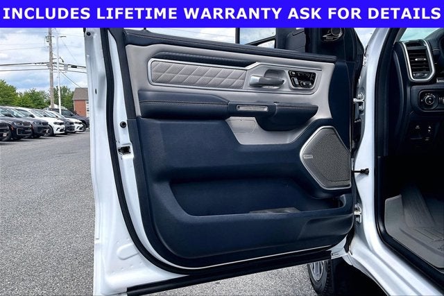 2025 RAM 1500 Tungsten Crew Cab 4x4 5'7' Box