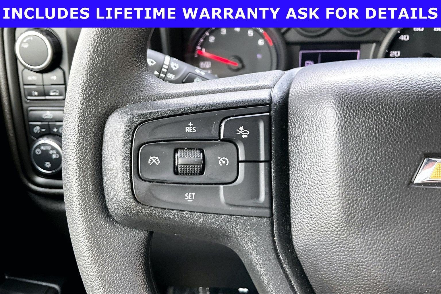 2024 Chevrolet Silverado 1500 4WD Crew Cab Short Bed Custom