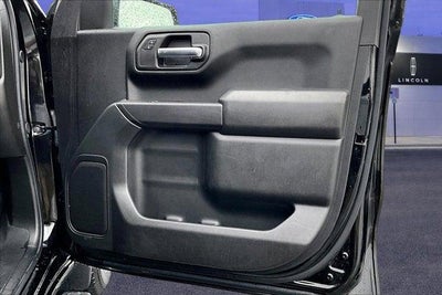 2025 Chevrolet Silverado 1500 4WD Double Cab Standard Bed Custom