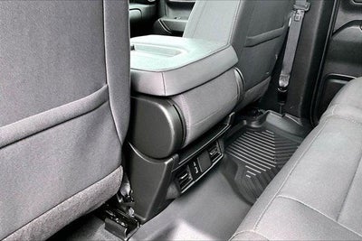 2025 Chevrolet Silverado 1500 4WD Double Cab Standard Bed Custom