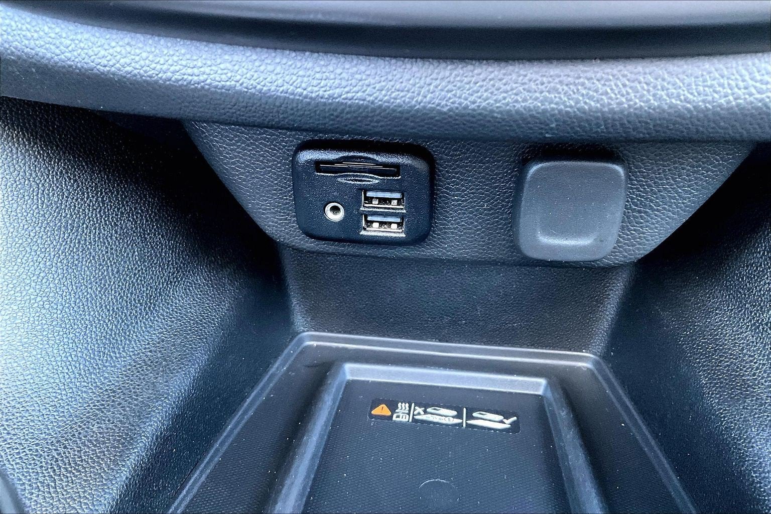 2023 Chevrolet Traverse AWD LT Leather