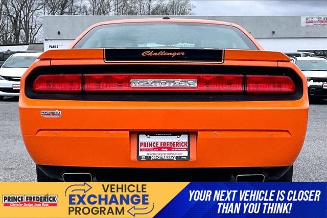 2014 Dodge Challenger SXT Plus