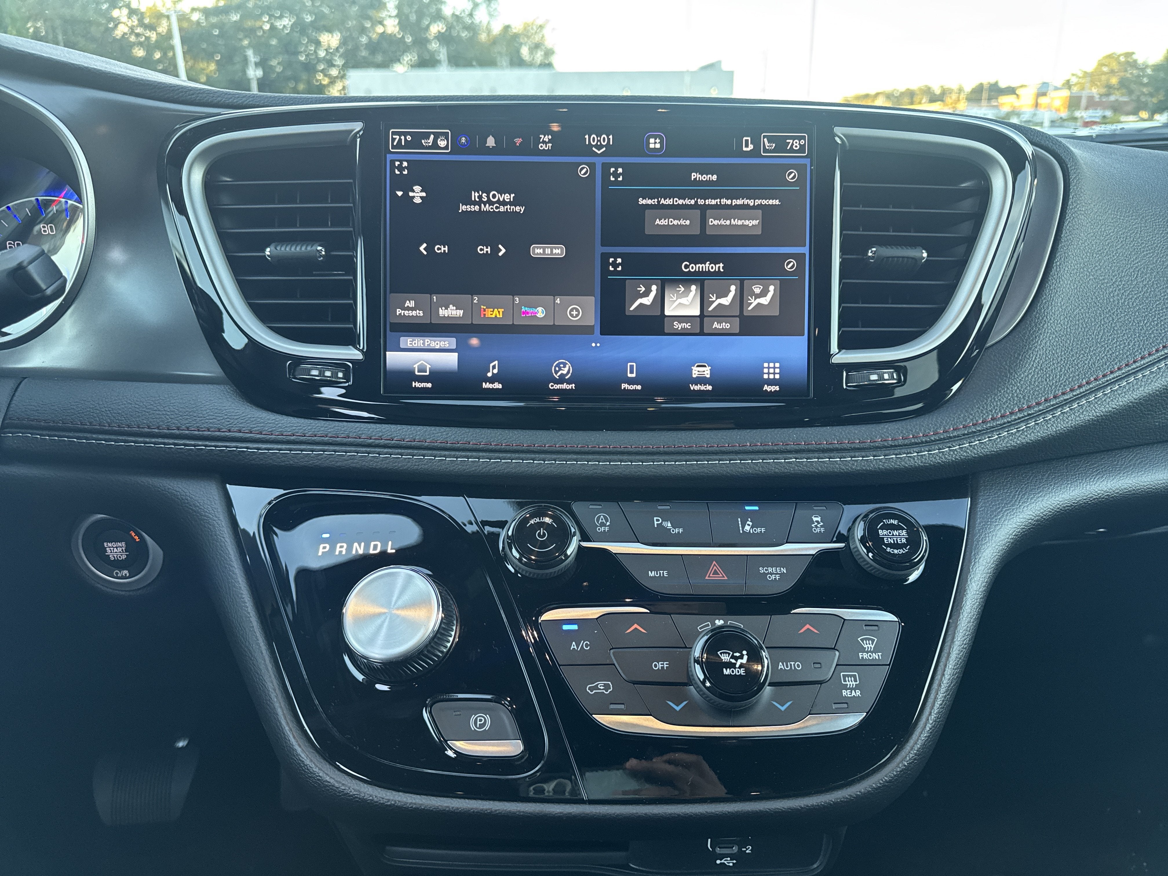 2027 Chrysler Pacifica PACIFICA SELECT
