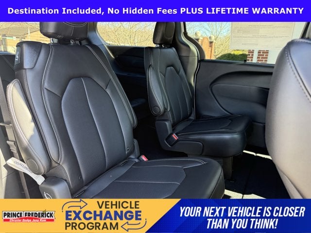 2026 Chrysler Pacifica PACIFICA SELECT