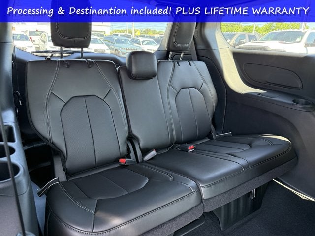 2026 Chrysler Voyager VOYAGER LX