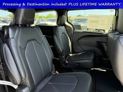 2026 Chrysler Voyager VOYAGER LX
