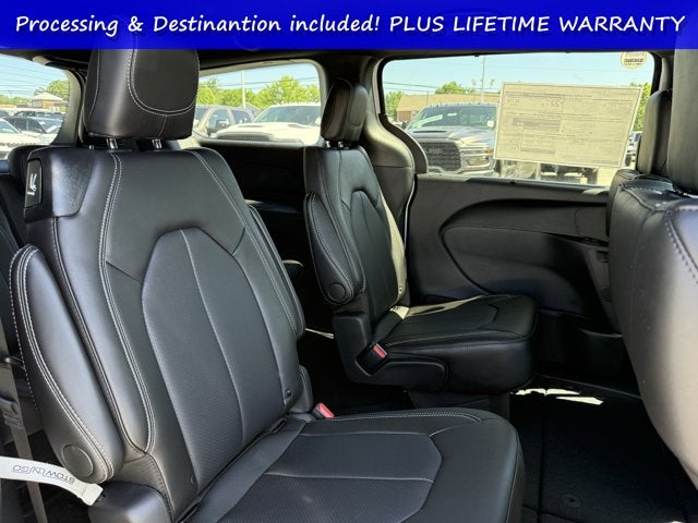 2026 Chrysler Voyager VOYAGER LX