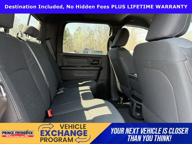 2026 RAM Ram 2500 RAM 2500 BLACK EXPRESS CREW CAB 4X4 6'4' BOX