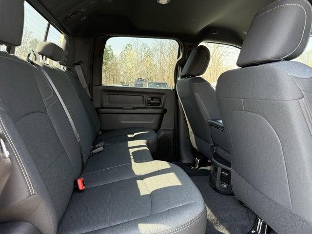 2026 RAM Ram 2500 RAM 2500 BLACK EXPRESS CREW CAB 4X4 6'4' BOX