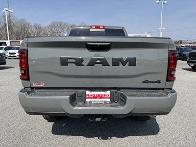 2026 RAM Ram 2500 RAM 2500 BLACK EXPRESS CREW CAB 4X4 6'4' BOX