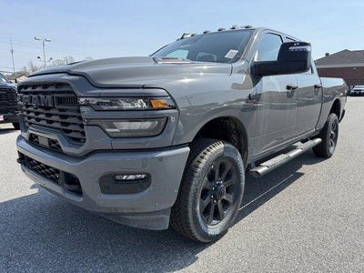 2026 RAM Ram 2500 RAM 2500 BLACK EXPRESS CREW CAB 4X4 6'4' BOX
