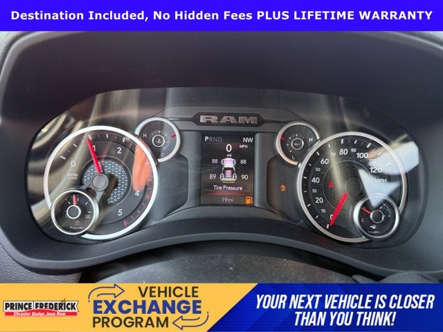 2026 RAM Ram 2500 RAM 2500 BLACK EXPRESS CREW CAB 4X4 6'4' BOX