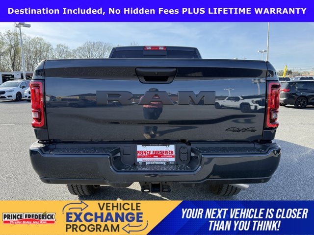 2026 RAM Ram 2500 RAM 2500 BLACK EXPRESS CREW CAB 4X4 6'4' BOX