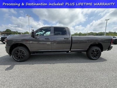 2026 RAM Ram 2500 RAM 2500 BLACK EXPRESS CREW CAB 4X4 8' BOX
