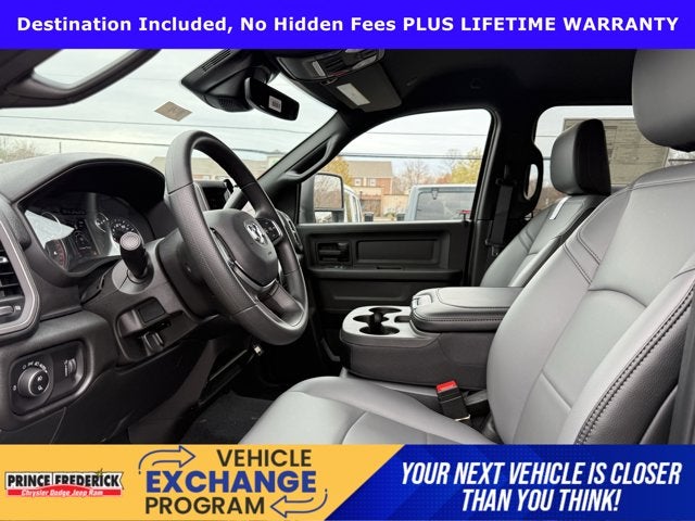 2026 RAM Ram 3500 RAM 3500 TRADESMAN CREW CAB 4X4 8' BOX