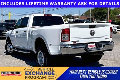 2024 RAM 3500 Big Horn Crew Cab 4x4 8' Box