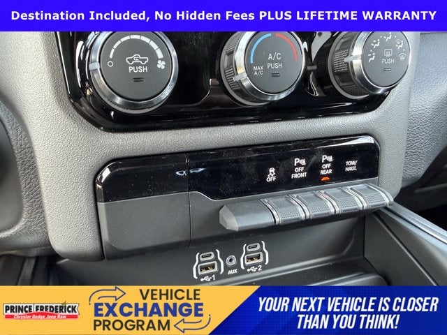 2026 RAM Ram 1500 RAM 1500 EXPRESS CREW CAB 4X4 5'7' BOX