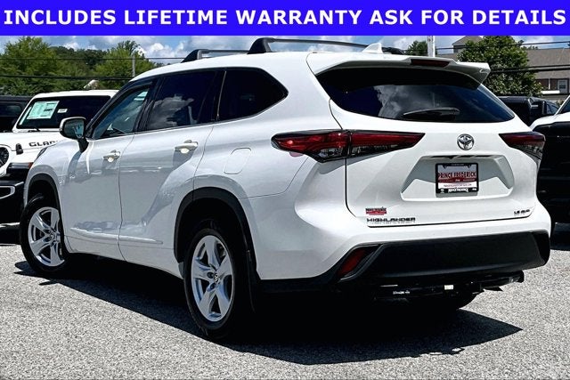 2021 Toyota Highlander Base