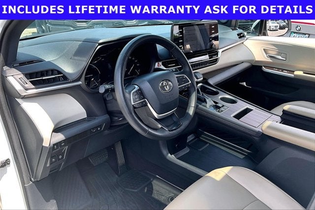 2021 Toyota Sienna XLE