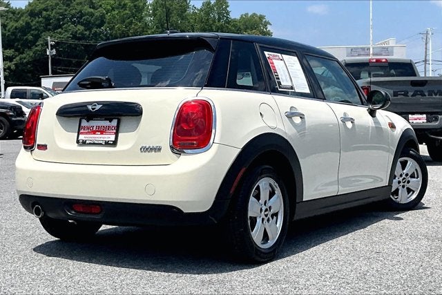 2017 MINI Hardtop Cooper