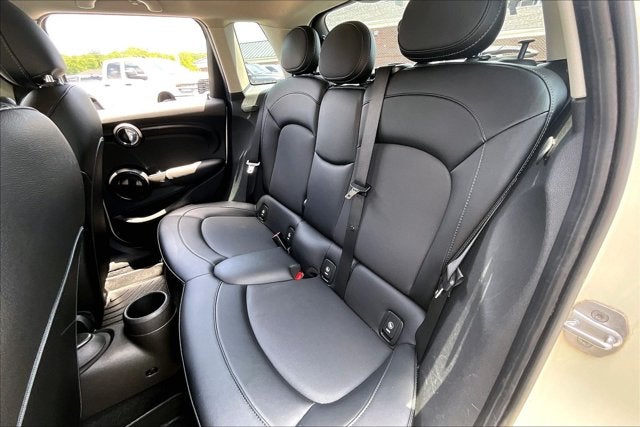 2017 MINI Hardtop Cooper
