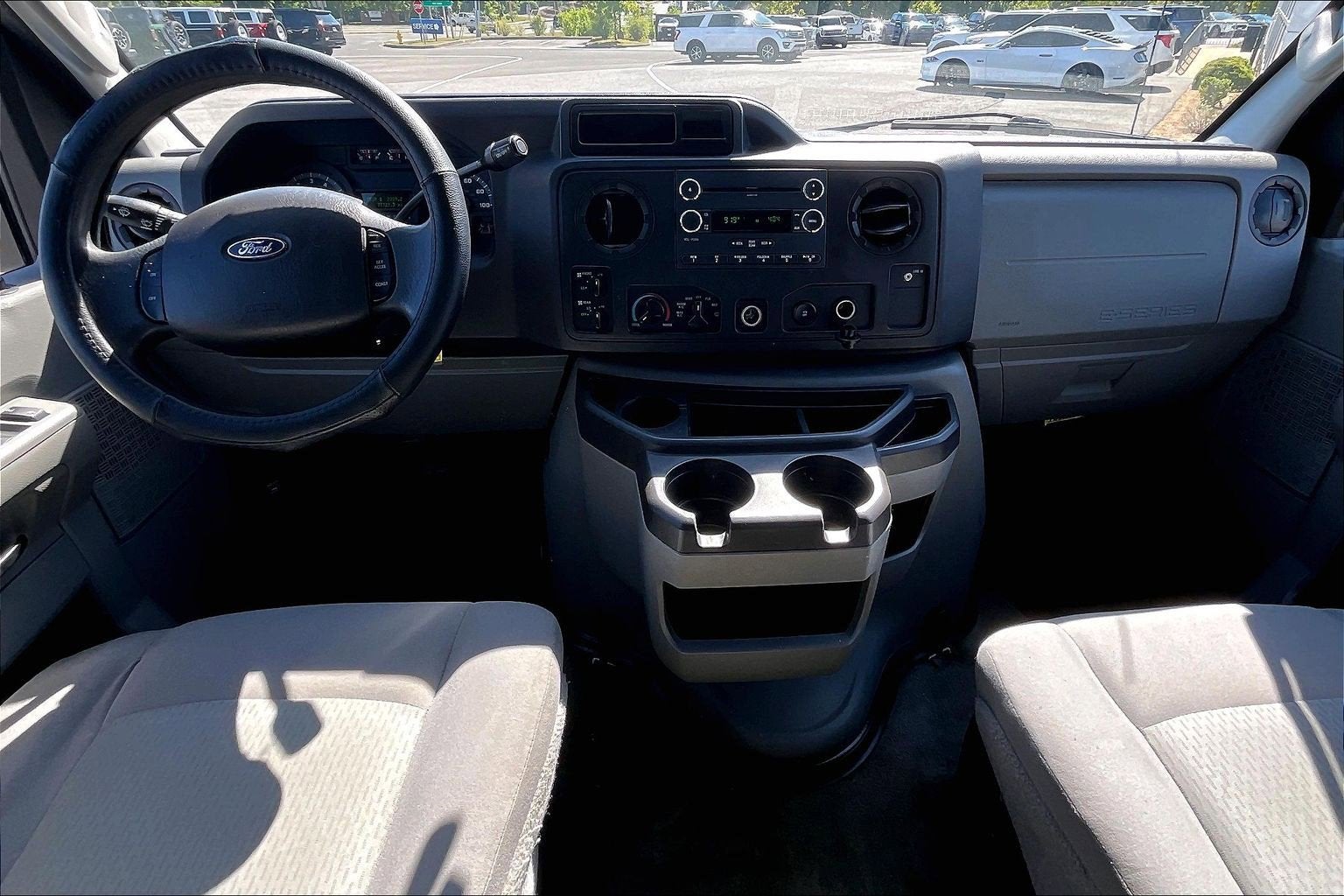 2012 Ford Econoline Wagon XLT