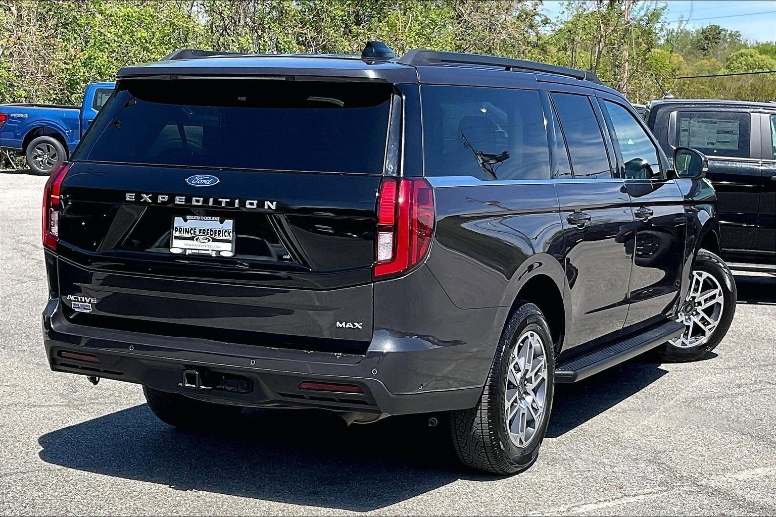 2025 Ford Expedition Max Active