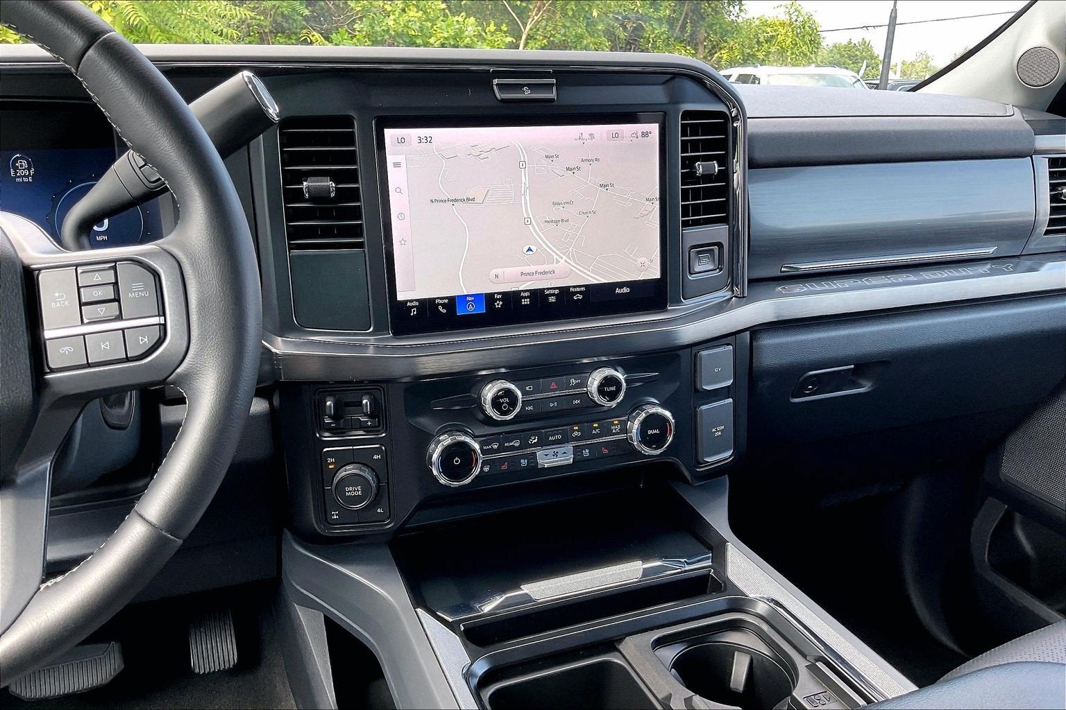 2025 Ford Super Duty F-250 SRW LARIAT