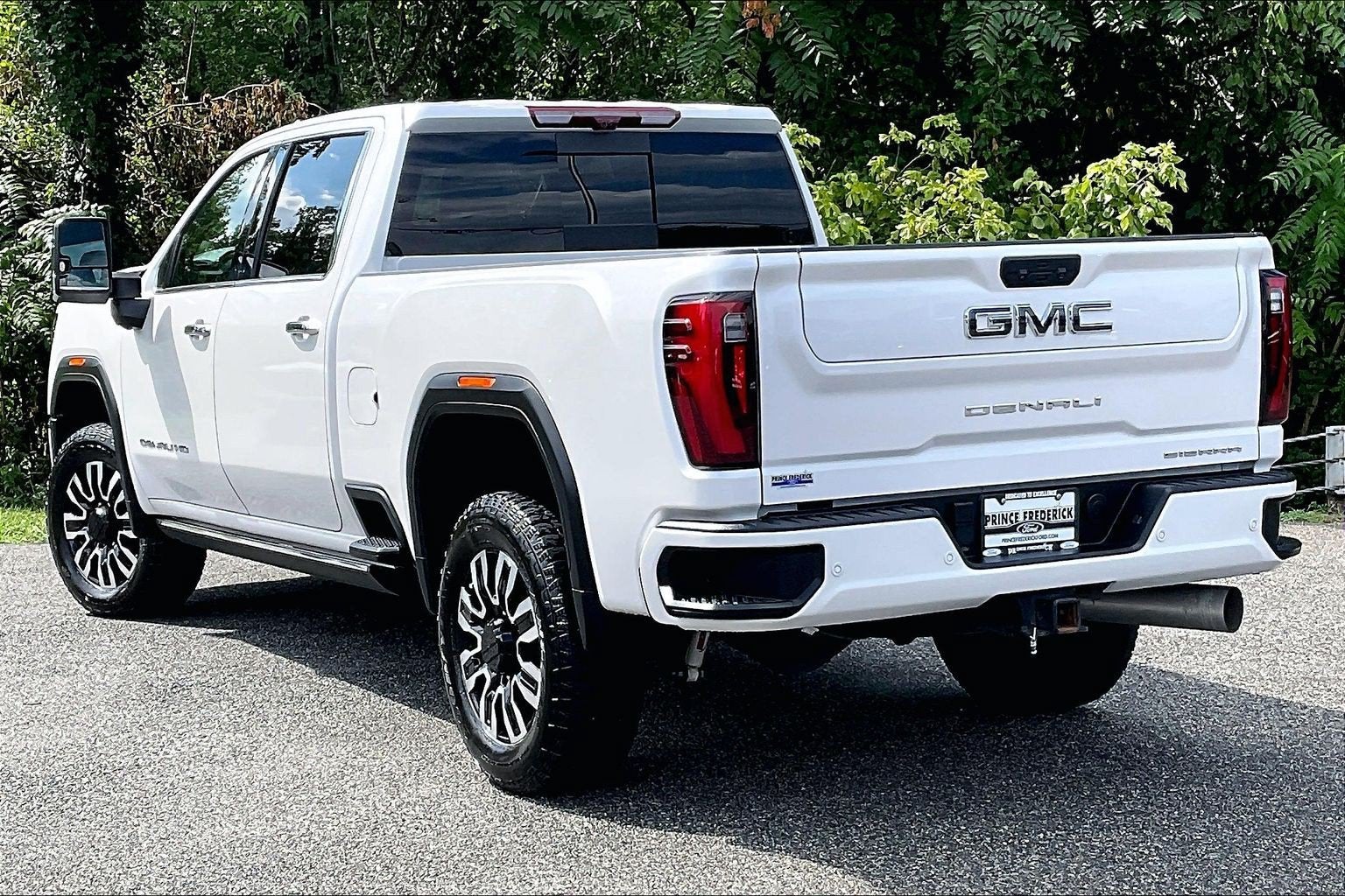 2025 GMC Sierra 2500HD Denali Ultimate
