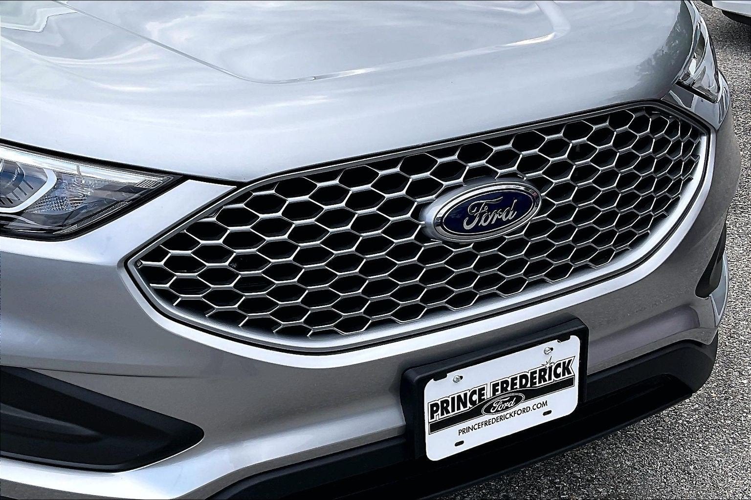2024 Ford Edge SE