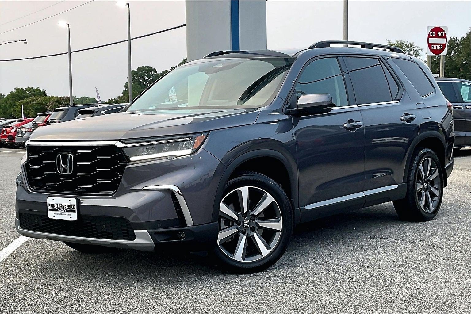 2025 Honda Pilot Touring