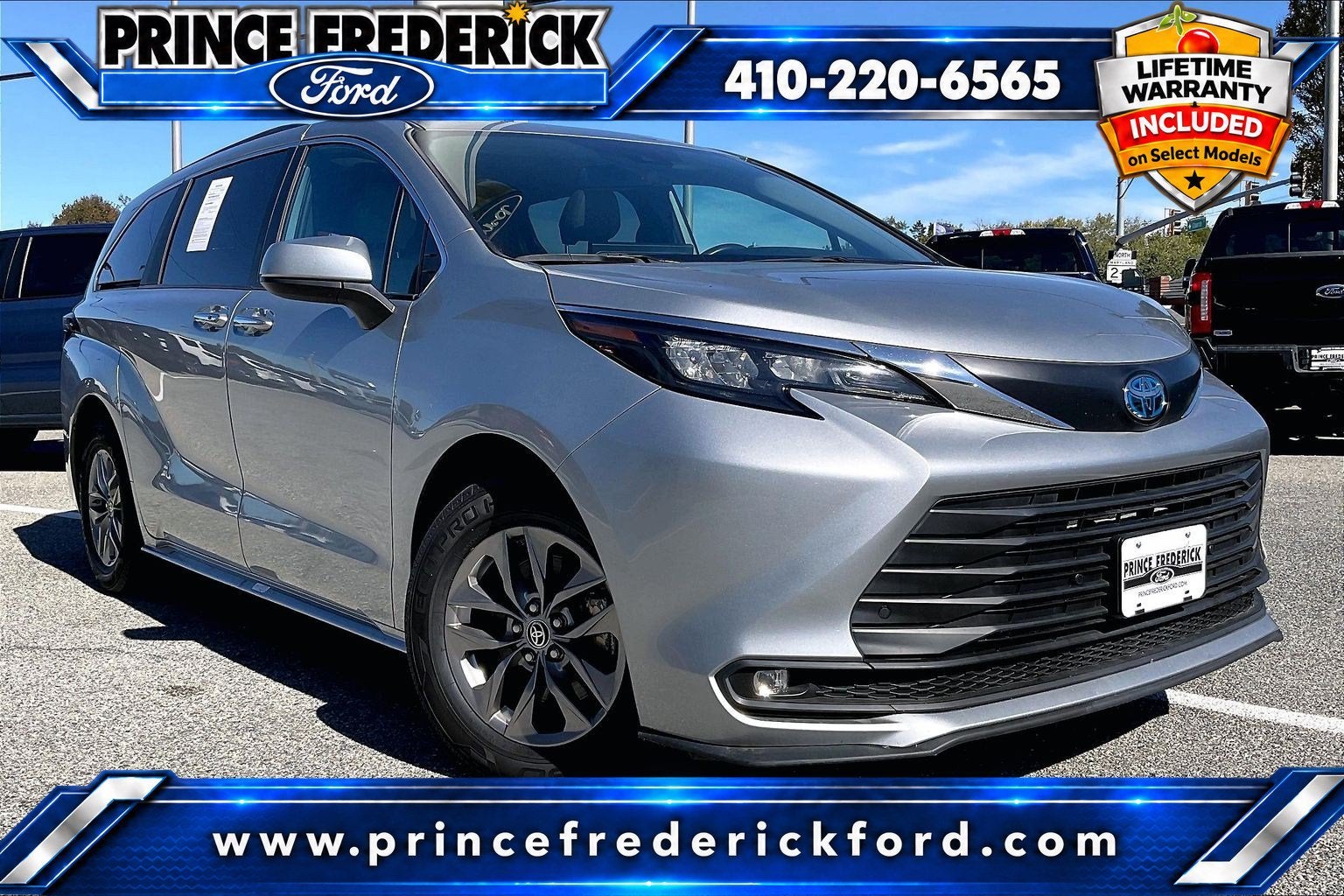 2025 Toyota Sienna XLE