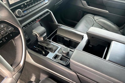 2025 Toyota Sequoia Platinum