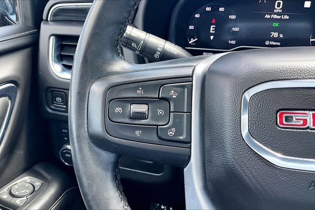 2023 GMC Yukon XL SLT