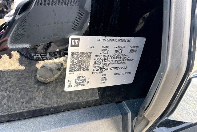 2023 GMC Yukon XL SLT