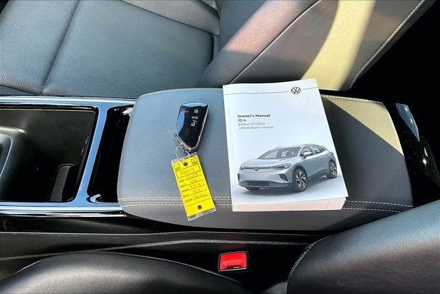 2023 Volkswagen ID.4 Pro