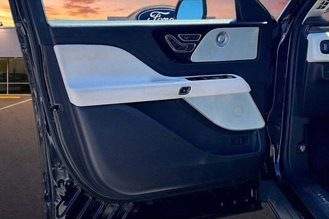 2020 Lincoln Aviator Black Label