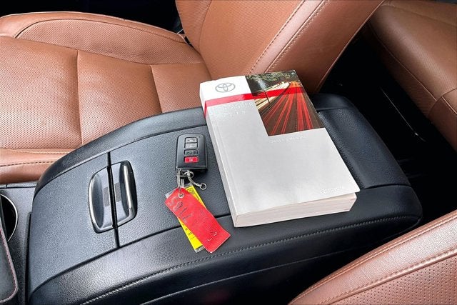 2018 Toyota Highlander Limited Platinum