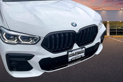 2023 BMW X6 M50i