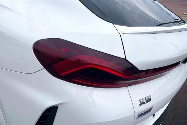 2023 BMW X6 M50i
