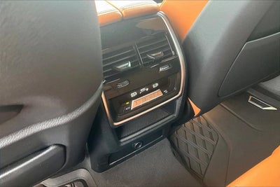 2023 BMW X6 M50i