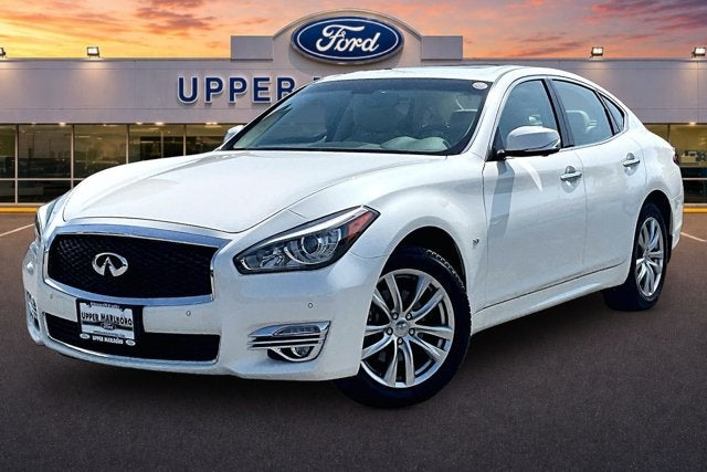 2019 INFINITI Q70 3.7 LUXE