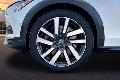 2023 Volvo V90 Cross Country Ultimate