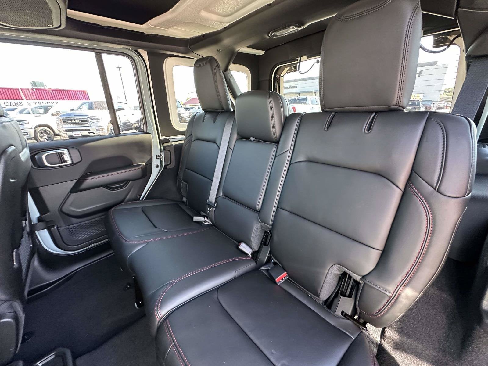2027 Jeep Wrangler WRANGLER 4-DOOR RUBICON X