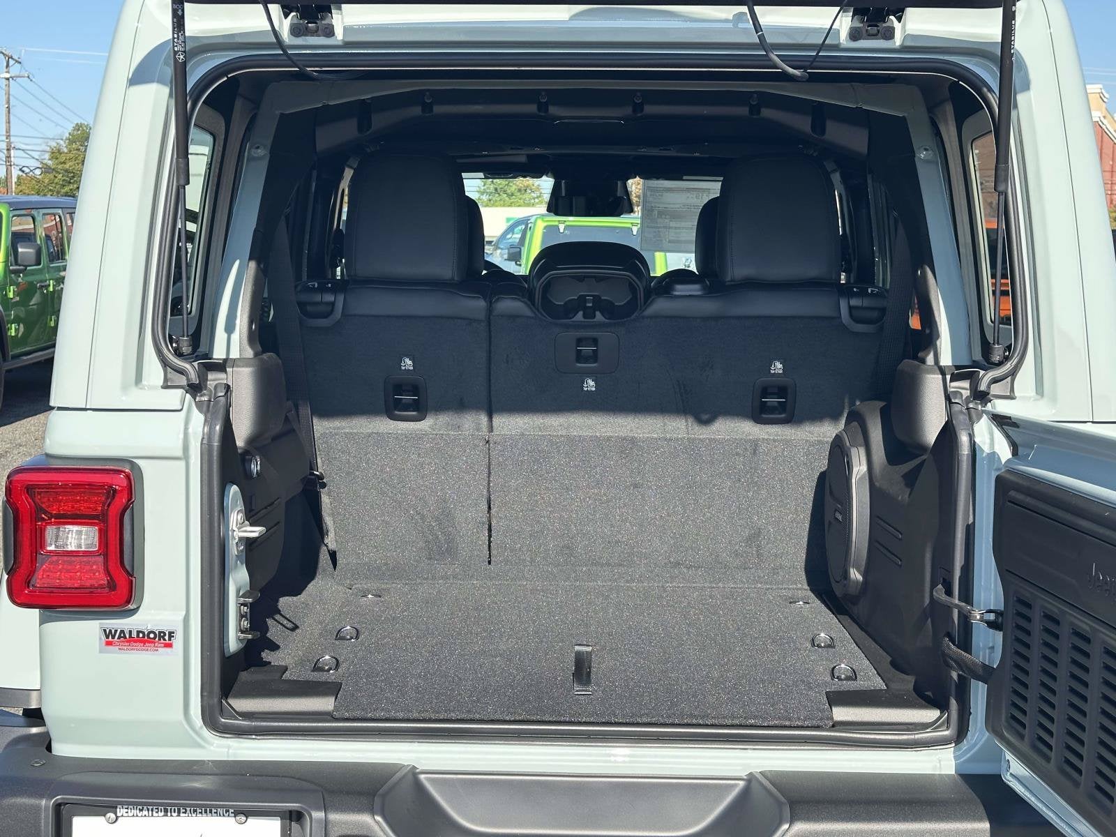 2027 Jeep Wrangler WRANGLER 4-DOOR RUBICON X