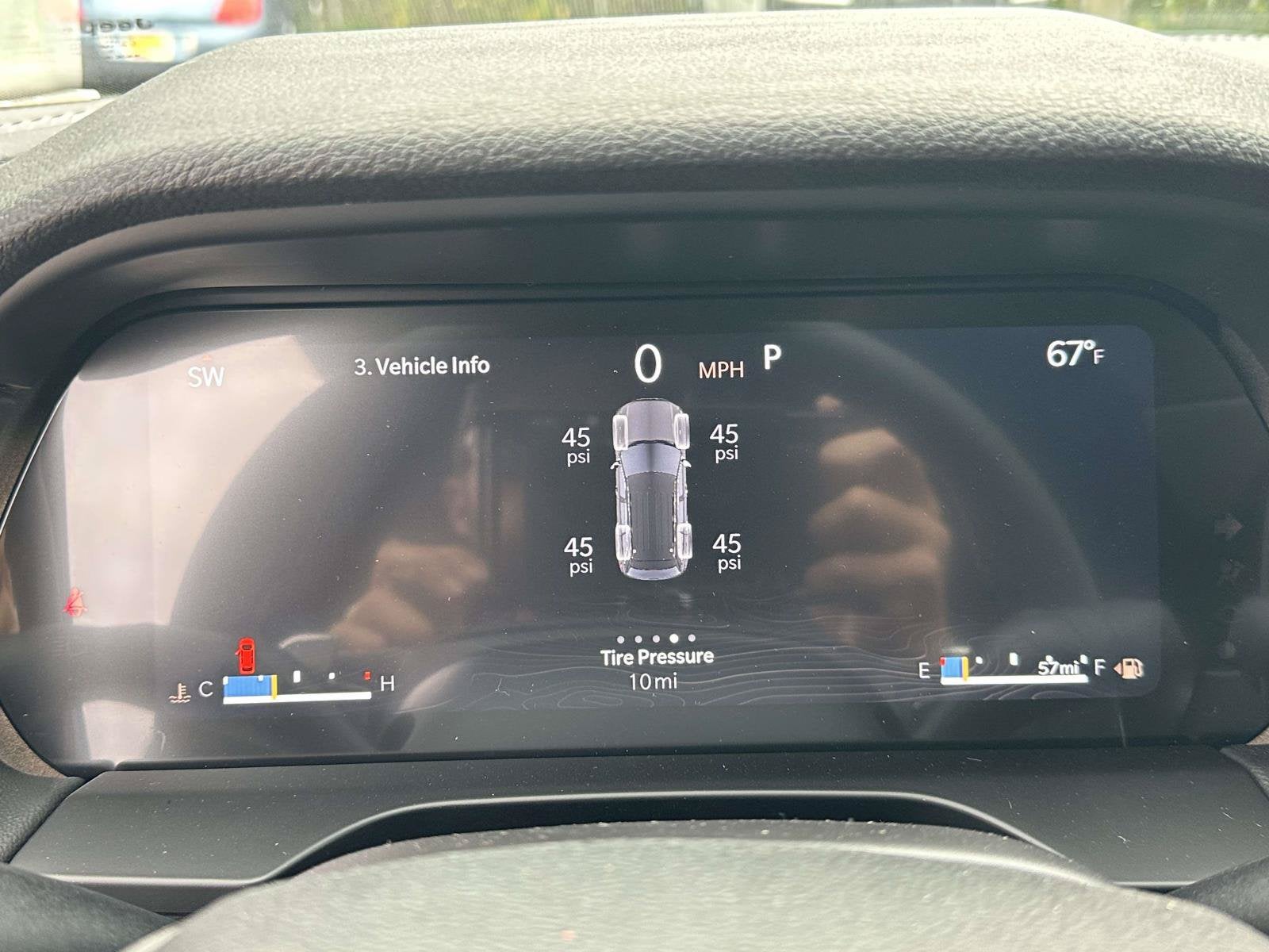 2027 Jeep Grand Cherokee GRAND CHEROKEE LAREDO 4X2