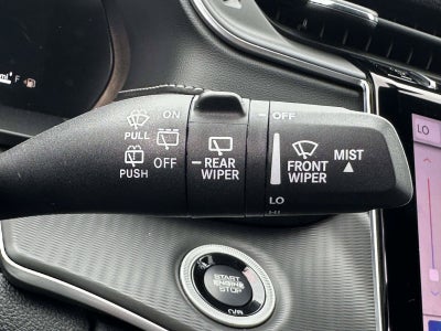 2027 Jeep Grand Cherokee GRAND CHEROKEE LAREDO 4X2