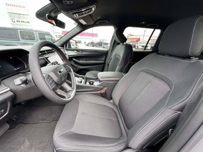 2027 Jeep Grand Cherokee GRAND CHEROKEE LAREDO 4X2