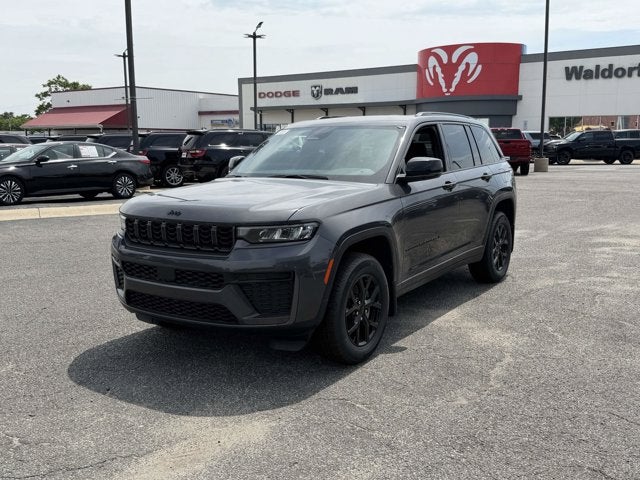 2026 Jeep Grand Cherokee GRAND CHEROKEE LAREDO ALTITUDE 4X4