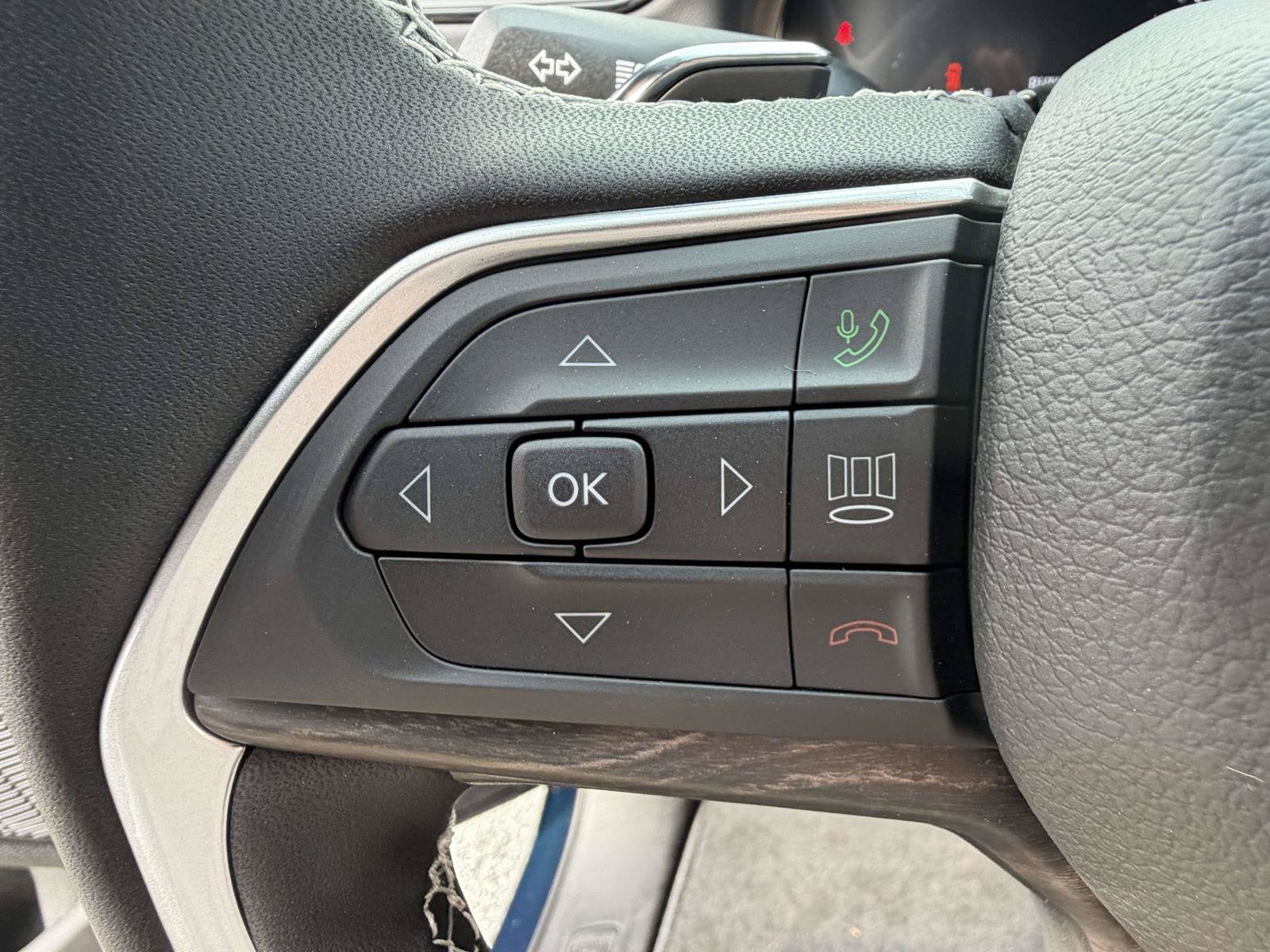 2027 Jeep Grand Cherokee GRAND CHEROKEE LIMITED 4X4